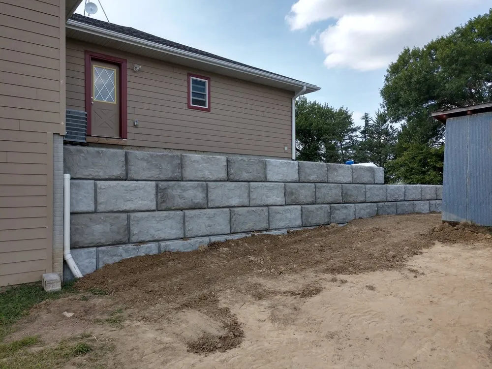 Reliable landscape design experts serving Bennet, NE - HNR Outdoor Designs