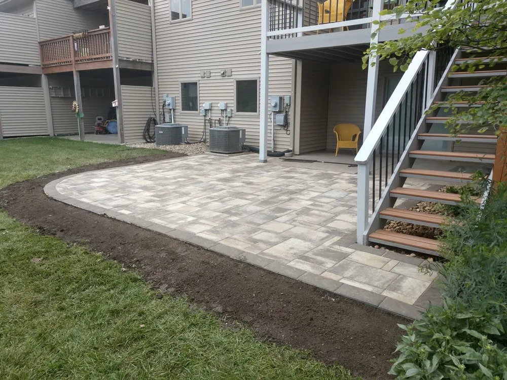 Trusted landscape installation in Bennet, NE - HNR Outdoor Designs