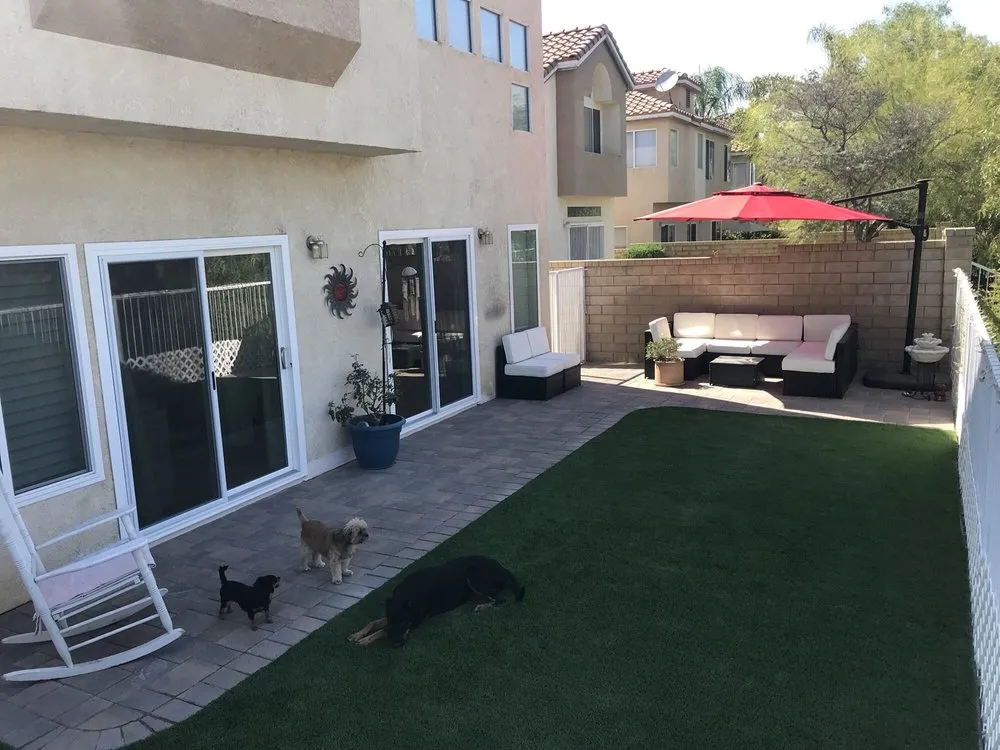 Expert yard maintenance for year-round maintenance in Los Angeles, CA by HOA Construction Solutions