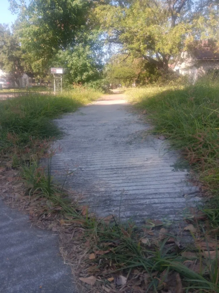 Expert lawn care service in Fulshear, TX - Hoba Lawn & Landscaping