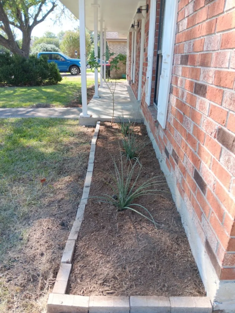 Reliable yard cleanup service with custom design across Fulshear, TX - Hoba Lawn & Landscaping