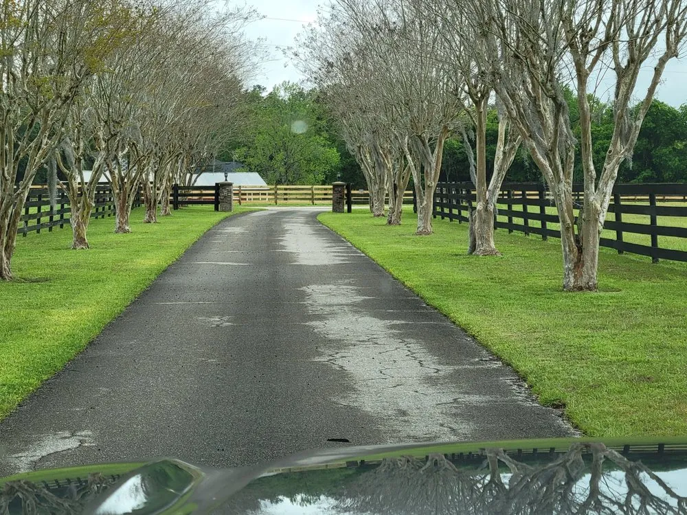 Reliable yard maintenance experts serving Starke, FL - Hobbs Lawn Maintenance And Grooming