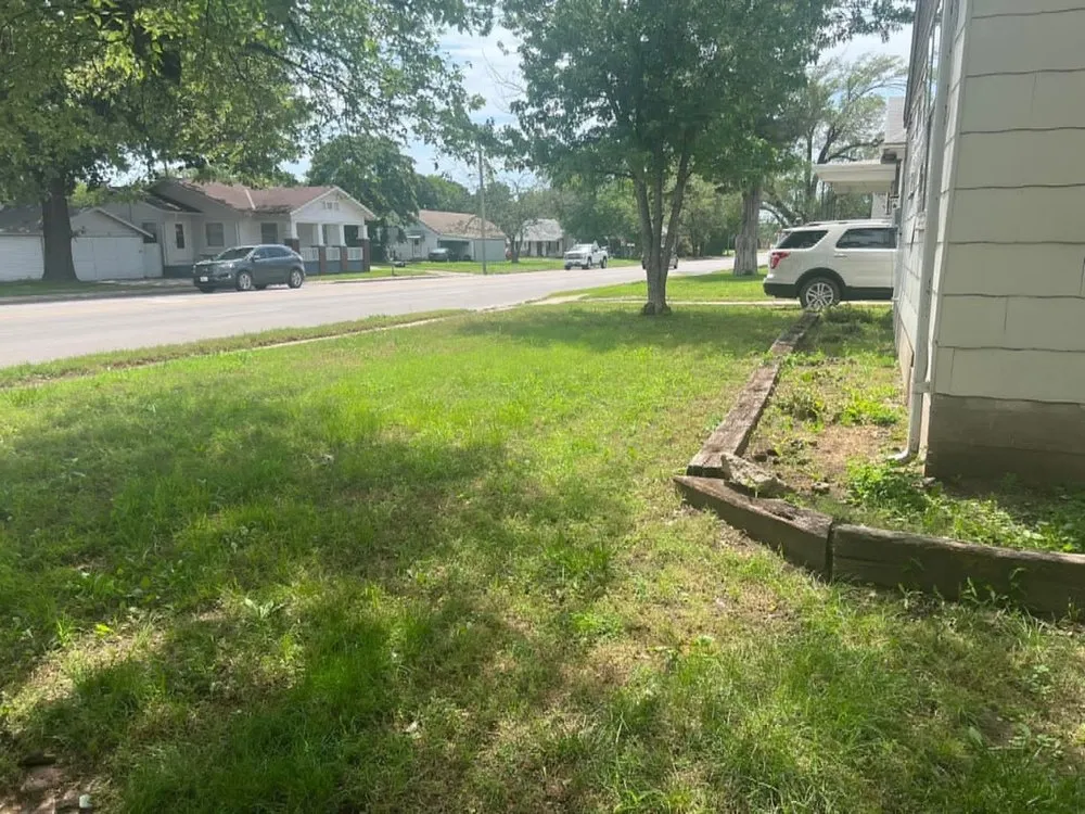 Expert landscape design experts serving Wellington, KS - Hodges Landscaping and Lawncare