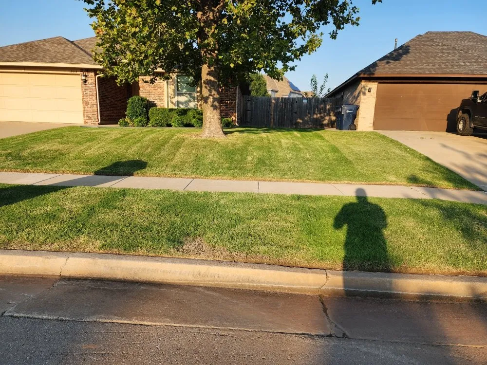 Trusted garden landscaping with custom design in Lexington, OK by Hodges Landscaping