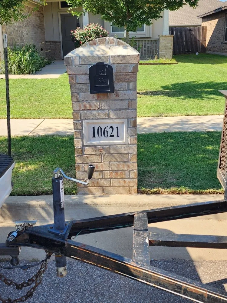 Reliable lawn care service near you in Lexington, OK by Hodges Landscaping