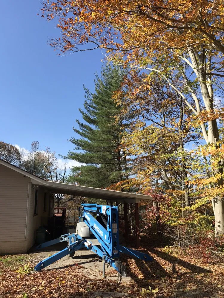 Affordable lawn mowing service experts serving Nottingham, PA - Hodgson Lawn and Land