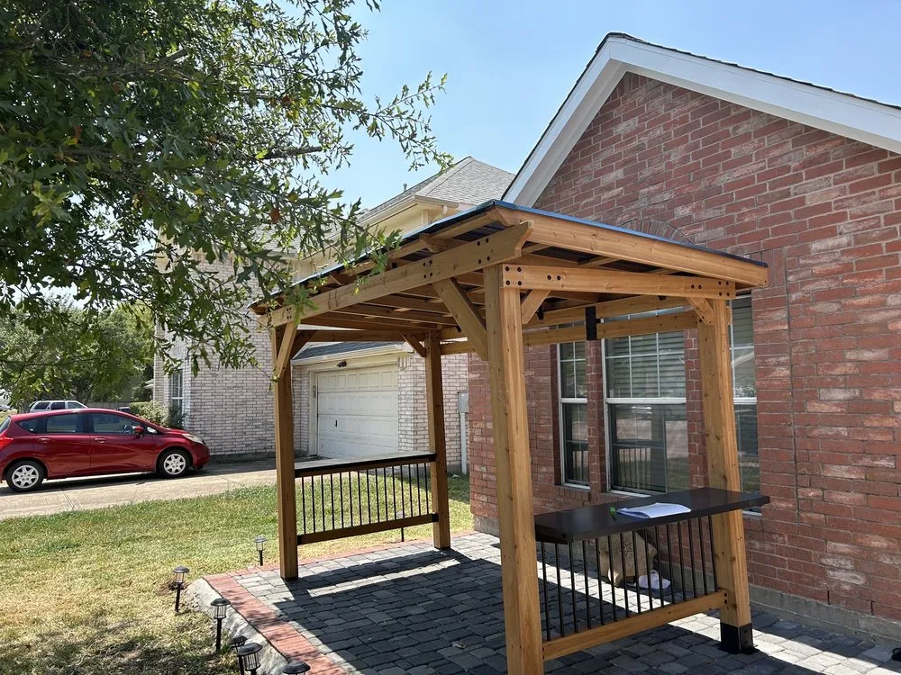 Local lawn care service for beautiful yards in Kemah, TX by Hoff Landscaping