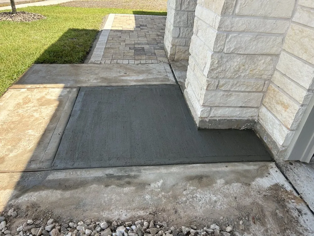 Trusted garden landscaping in Kemah, TX - Hoff Landscaping