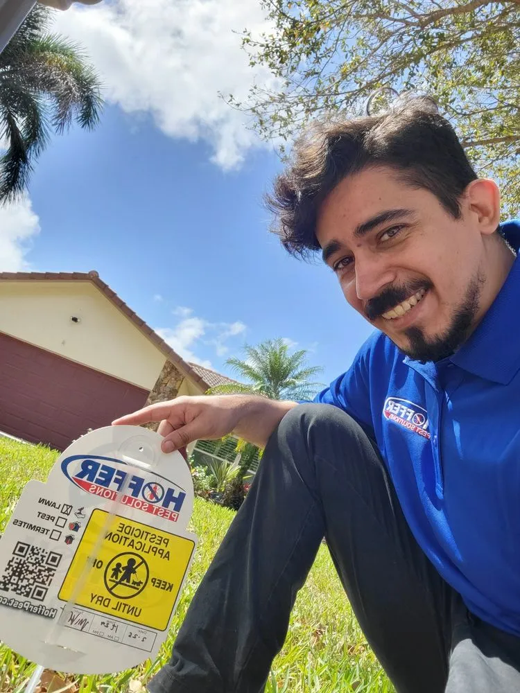 Top-rated garden landscaping for outdoor upgrades in Coral Springs, FL by Hoffer Pest Solutions