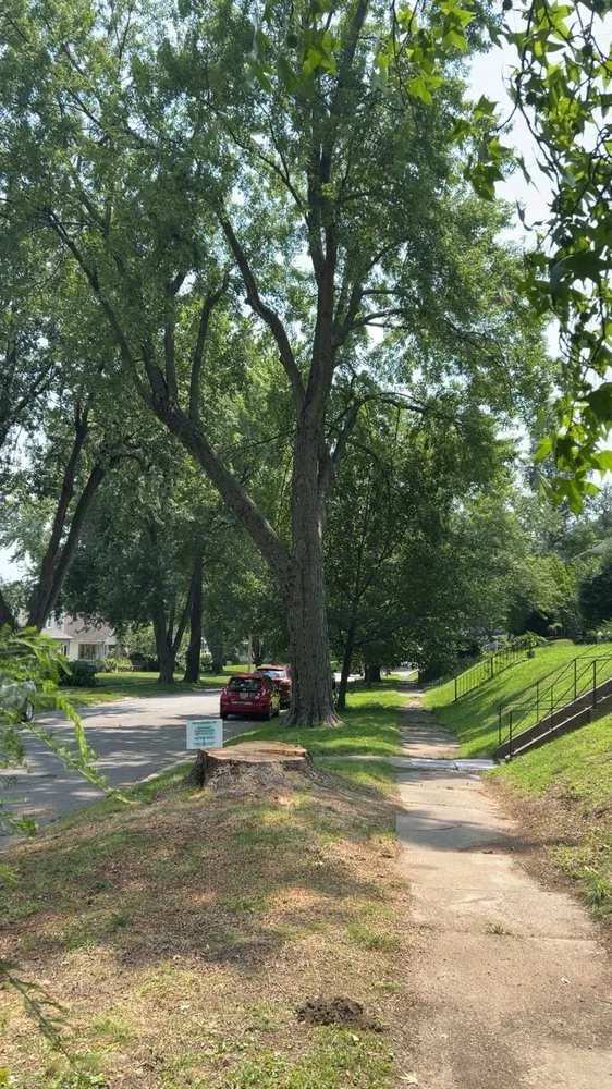 Custom residential landscaping in Saint Joseph, MO by Hoffman Construction Services