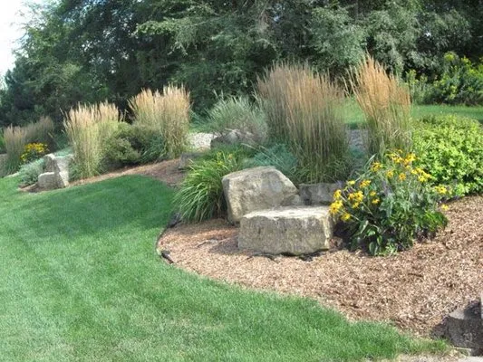 Hoffman Landscaping Logo