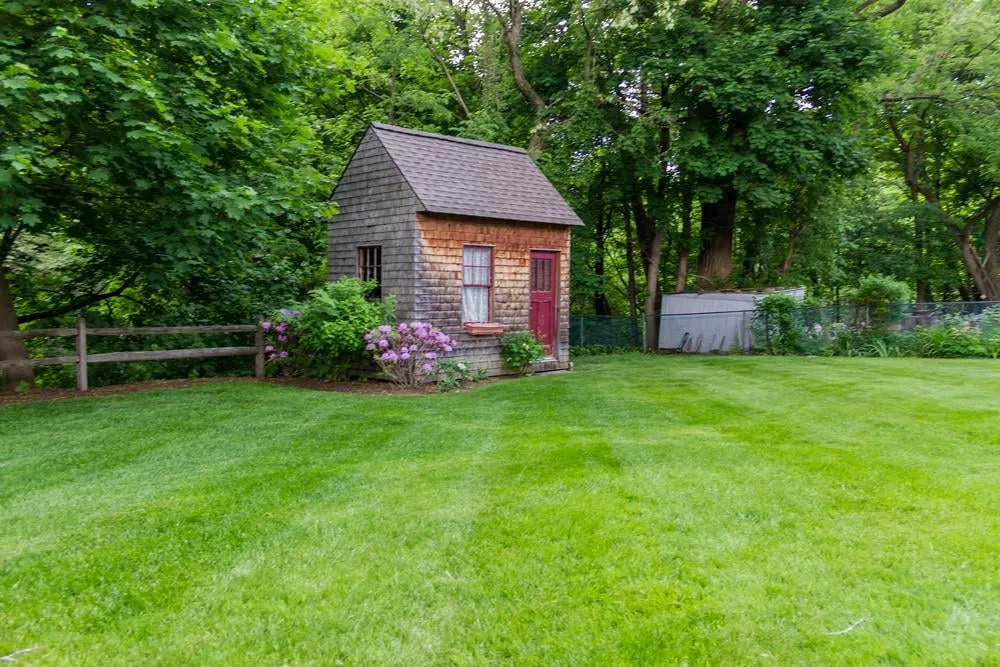 Affordable landscape design in Erie, PA by Hoffman United