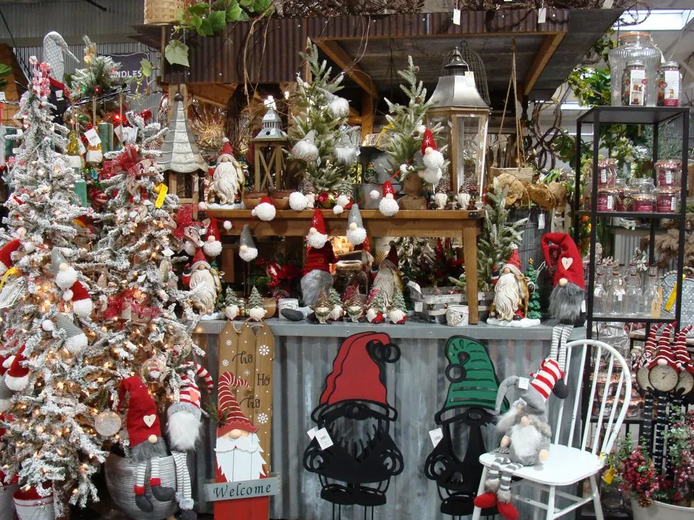 Professional garden landscaping in Washington, MO by Hoffmann Hillermann Nursery & Florist