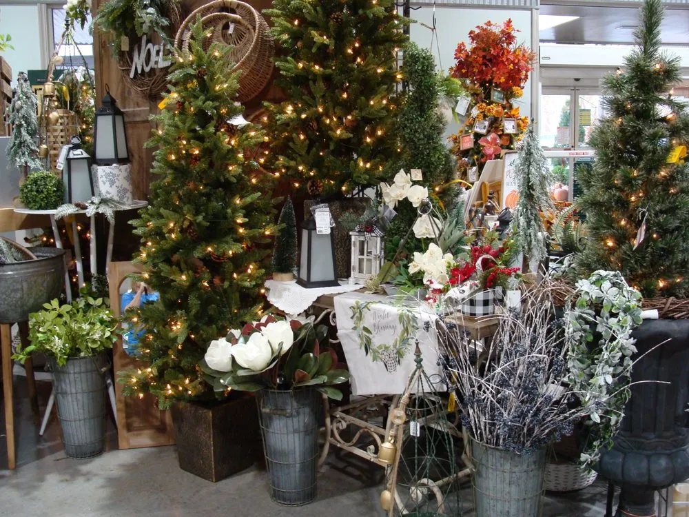 Top-rated landscaping services in Washington, MO by Hoffmann Hillermann Nursery & Florist