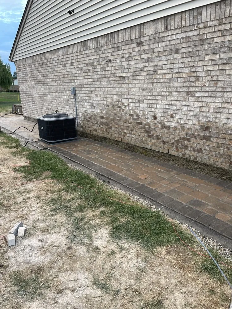 Top-rated lawn mowing service in Dayton, OH by Hoffmans Landscaping