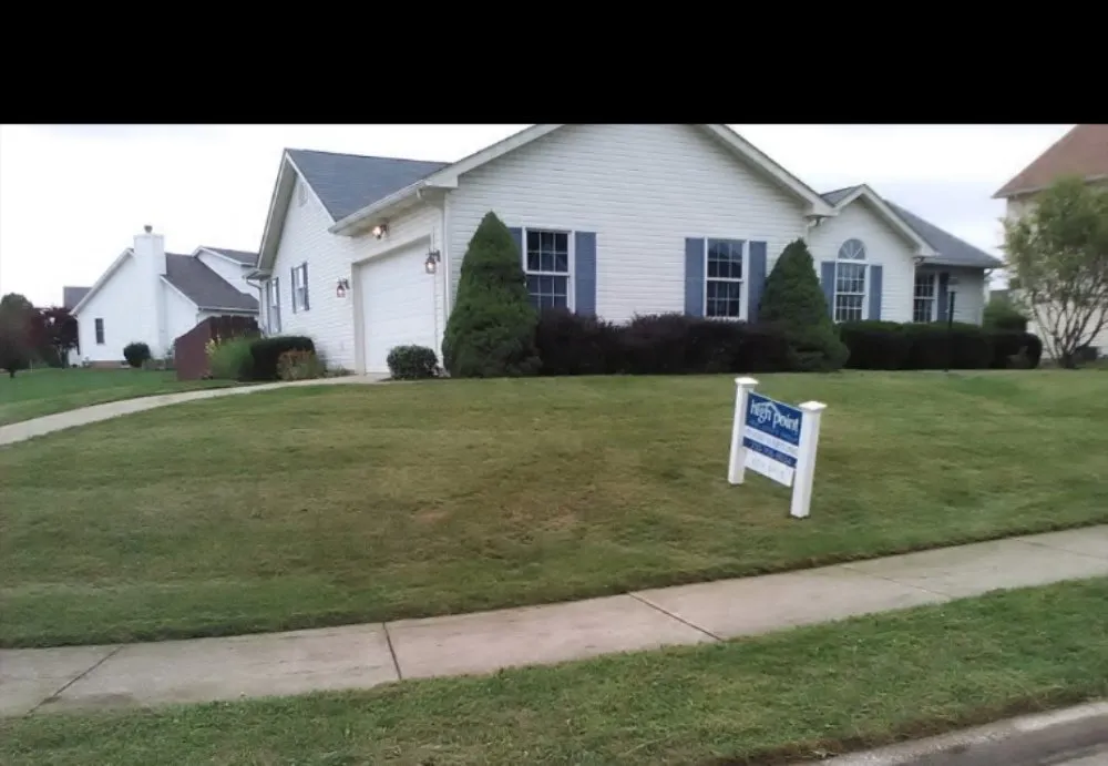 Top-rated garden landscaping in New Franklin, OH - Hoffman's Landscaping