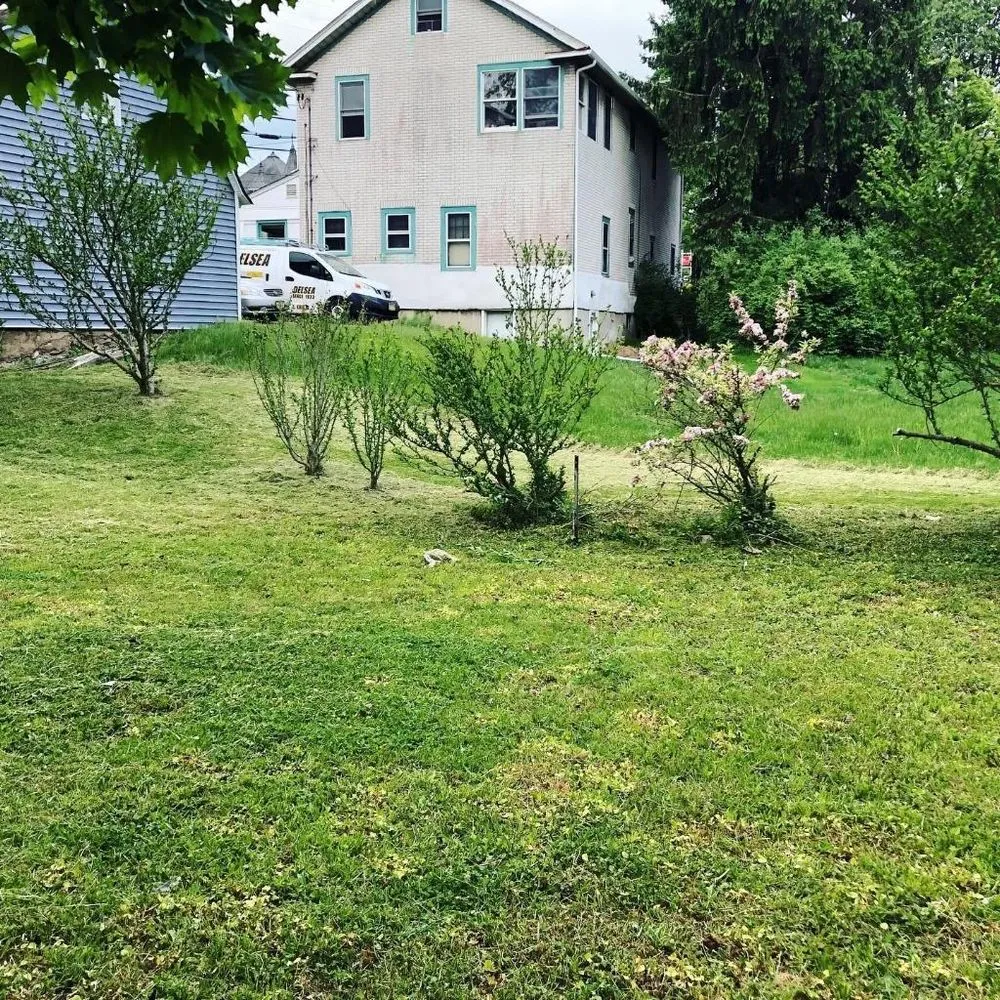 Top-rated lawn care service in Oxford, NJ - Hoffman's Landscaping