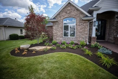 Custom lawn care service experts serving Wabash, IN - Hoffman's Nursery and Landscaping