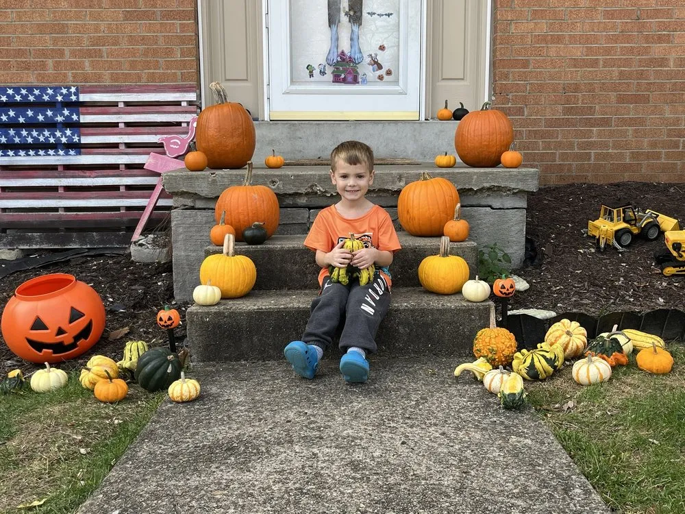 Reliable garden landscaping with custom design in Pittsburgh, PA by Hoff's All Season Supply