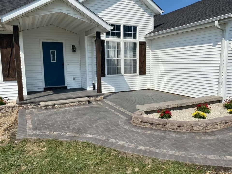 Custom landscaping services with custom design across Rockford, IL - Hofherr's Landscaping