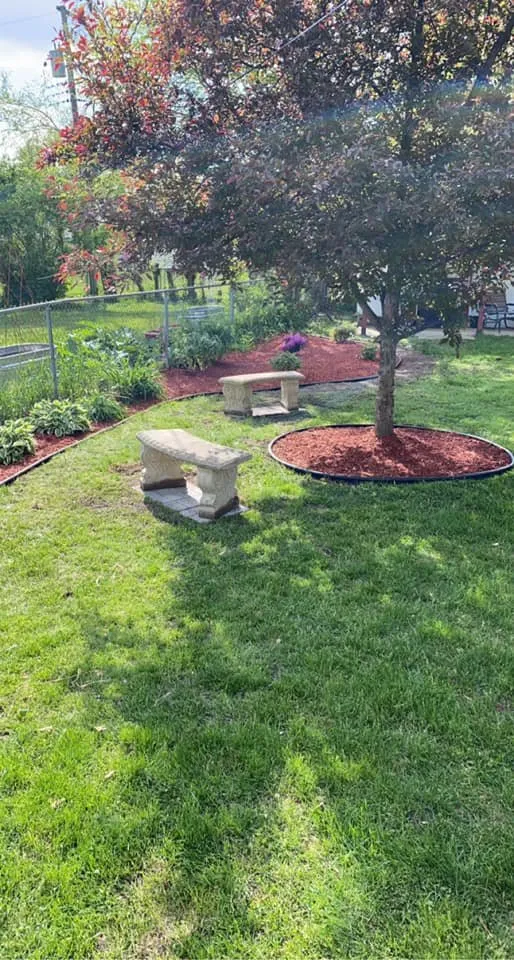 Expert lawn mowing service in Rockford, IL - Hofherr's Landscaping