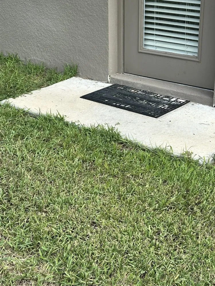 Professional yard maintenance for outdoor upgrades in Orlando, FL by Hogan Landscapes