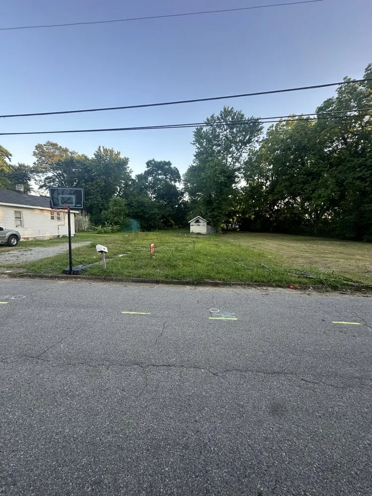 Trusted landscape design for homes across Dyersburg, TN - Hogg lawncare