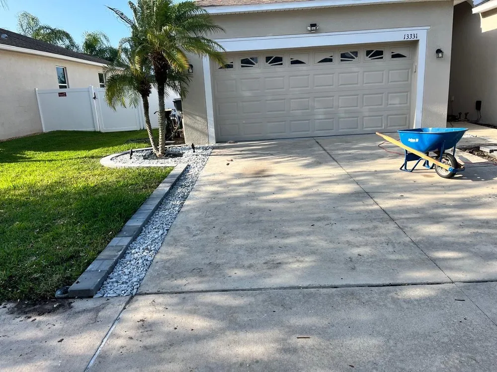 Professional yard cleanup service for homes across Tampa, FL - HoH Sod Services