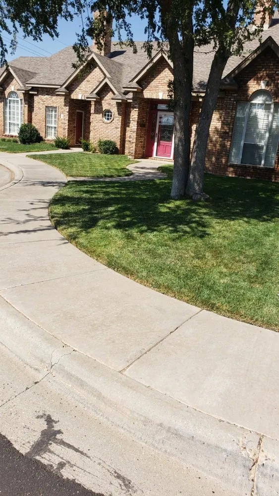 Reliable garden landscaping experts serving Amarillo, TX - Hold Fast Lawn Care