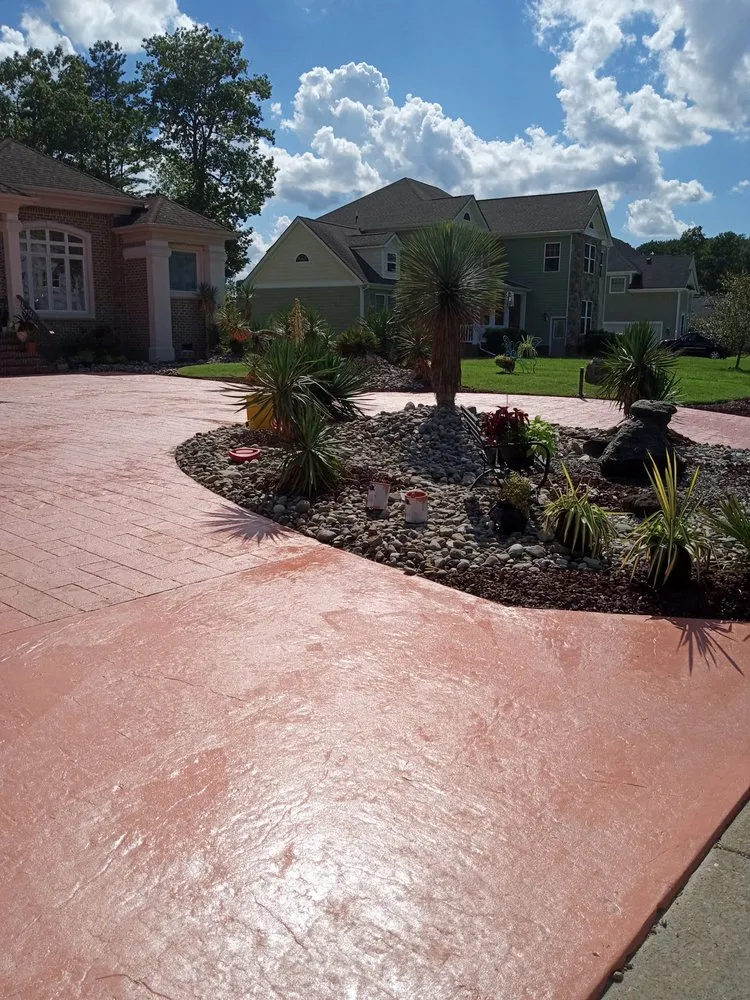 Affordable garden landscaping in Hampton, VA by Holden Housing & Lawn Care Services