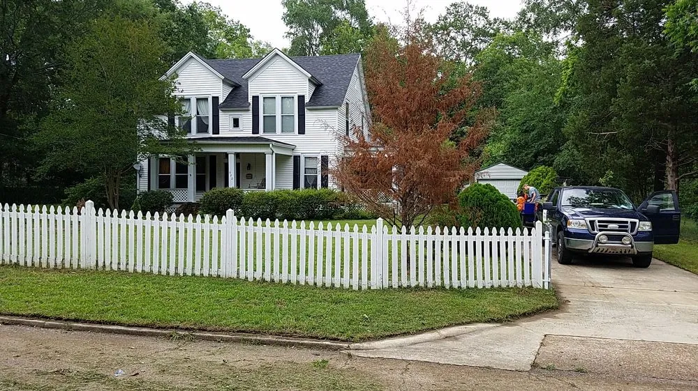 Top-rated landscape installation in Tupelo, MS - Holder Lawn Service