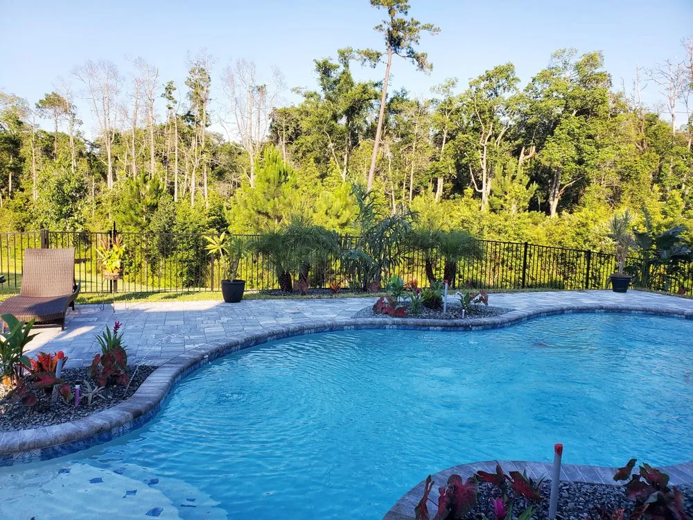 Custom residential landscaping experts serving Jacksonville, FL - Holiday's Nursery & Landscaping