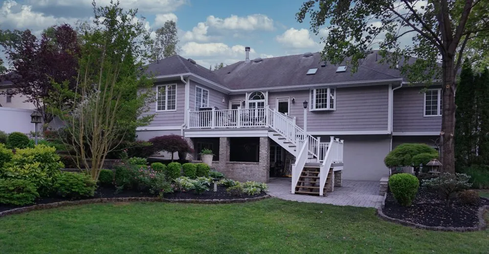 Top-rated outdoor landscaping for beautiful yards in Clayton, NJ by Hollembeak Garden Design