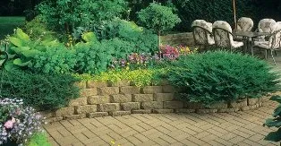 Trusted garden landscaping experts serving Milford, MI - Hollens' Landscaping
