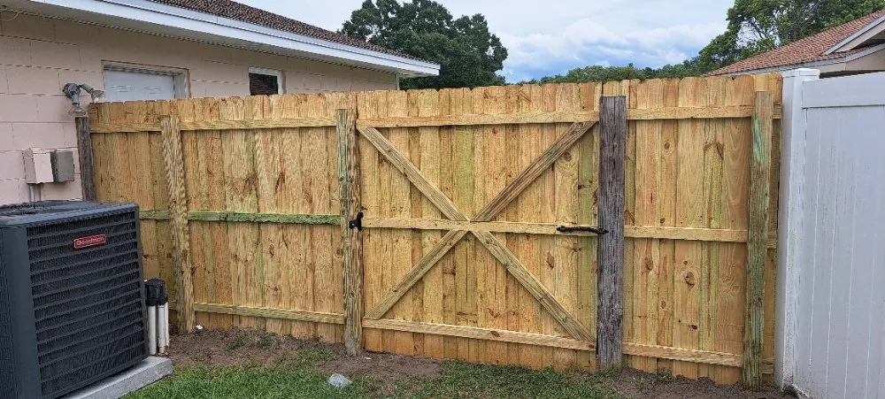 Professional garden landscaping experts serving Belle Isle, FL - Holliday Bros Landscaping