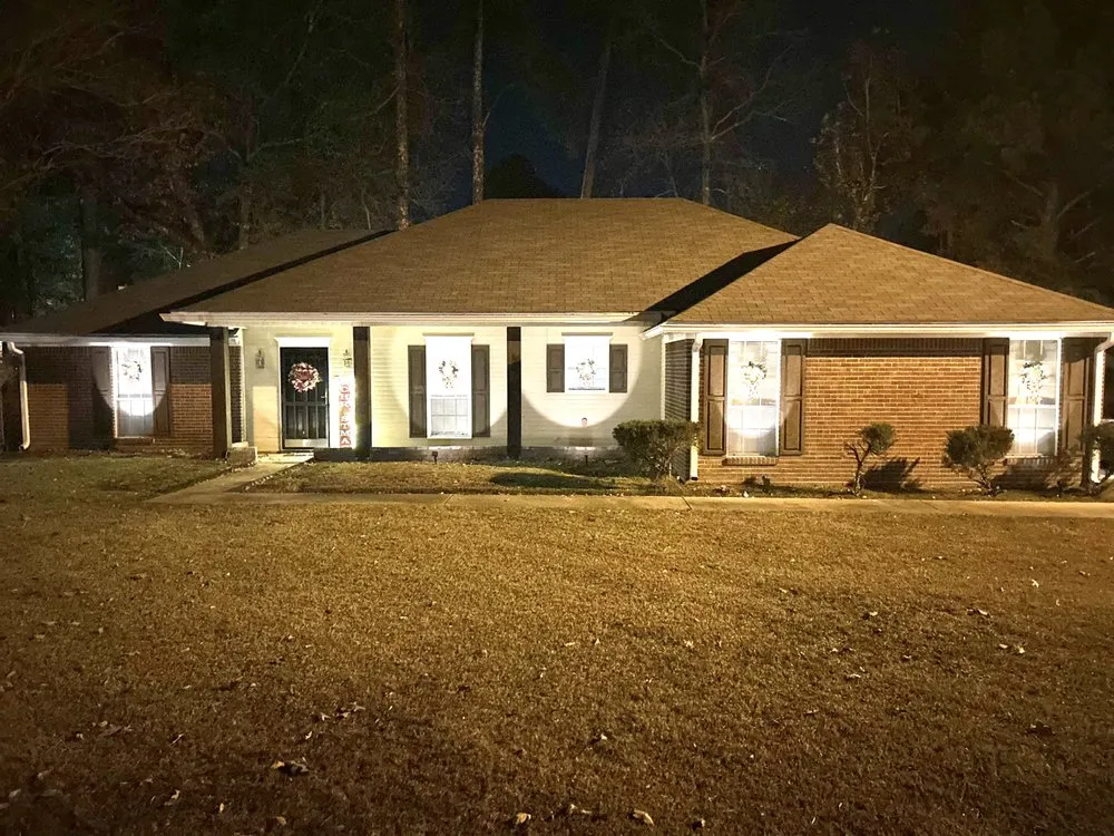 Local yard maintenance for homes across Jackson, MS - Hollingbird Lawn Cutting Services