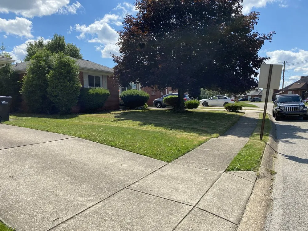 Custom outdoor landscaping with custom design in Aliquippa, PA by Hollins Handy Work