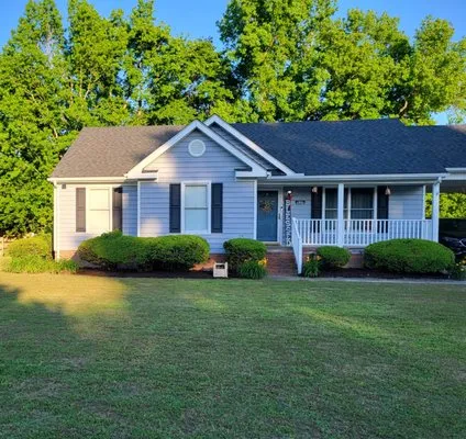 Holloman Lawn Care Services