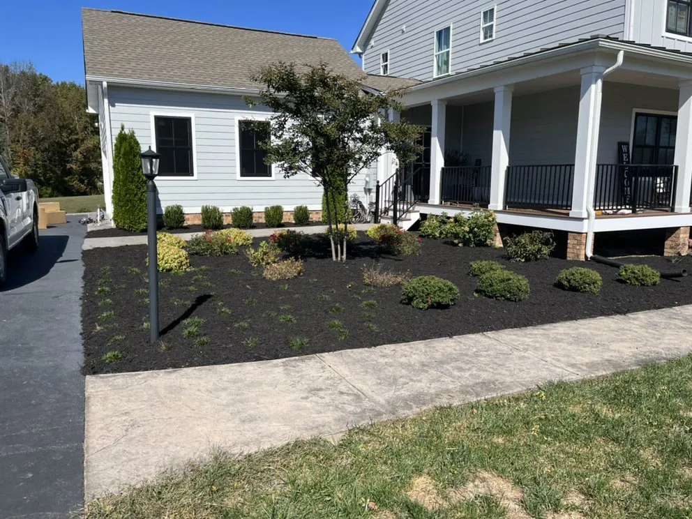 Affordable landscape design with custom design in Hanover, VA by Holloman’s Lawn Service