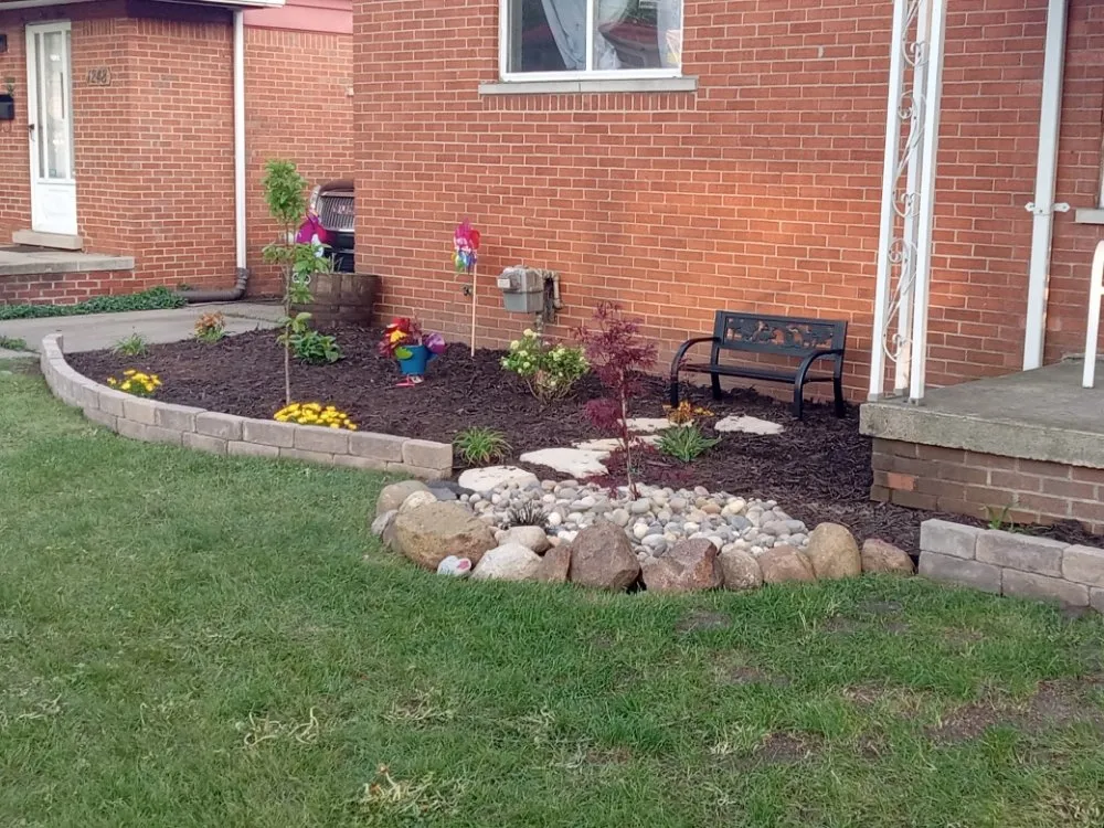 Custom landscape design in Detroit, MI by Holly Landscaping