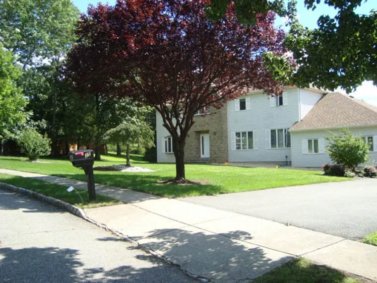 Affordable garden landscaping in Bloomfield, NJ - Holly Tree Landscaping