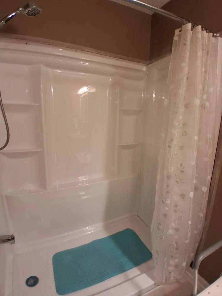 Affordable landscaping services experts serving Bristol, VA - Holly's Happy House Cleaning