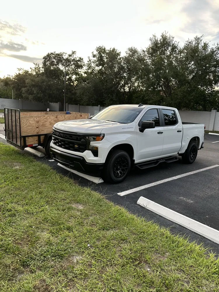 Reliable yard maintenance in Tampa, FL - Hollywood Landscaping