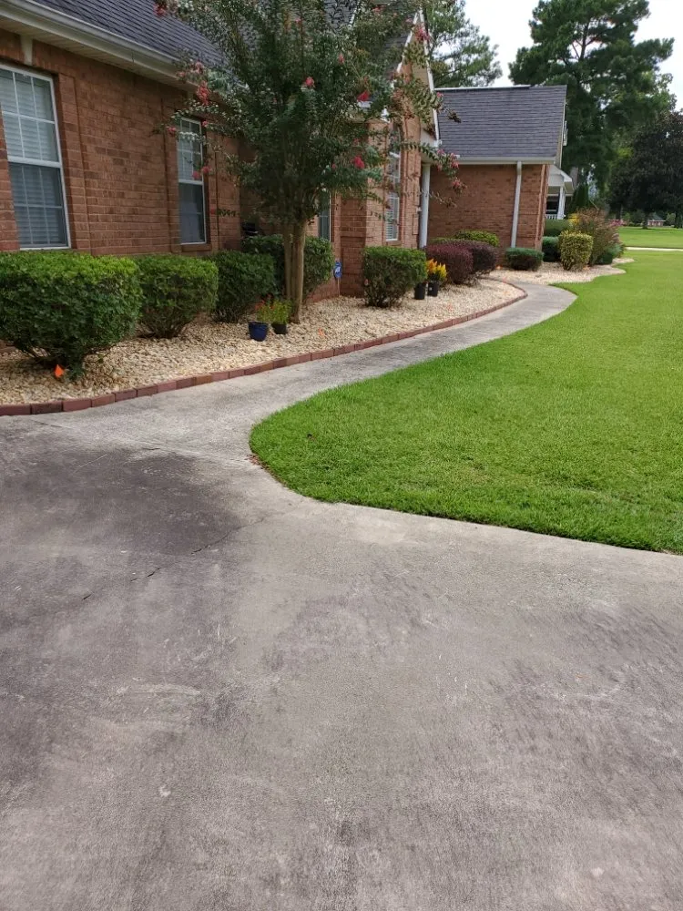 Top-rated residential landscaping for residential properties across Warner Robins, GA - Hollywood Landscaping