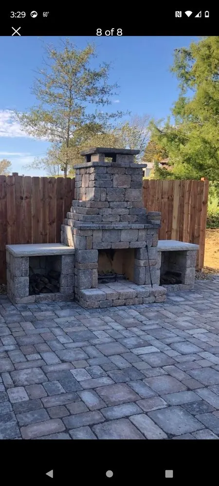 Top-rated lawn care service in Alton, IL by Holmes Outdoor Service