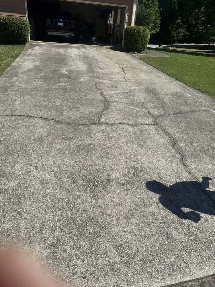 Expert yard maintenance experts serving McDonough, GA - Holt Maintenance