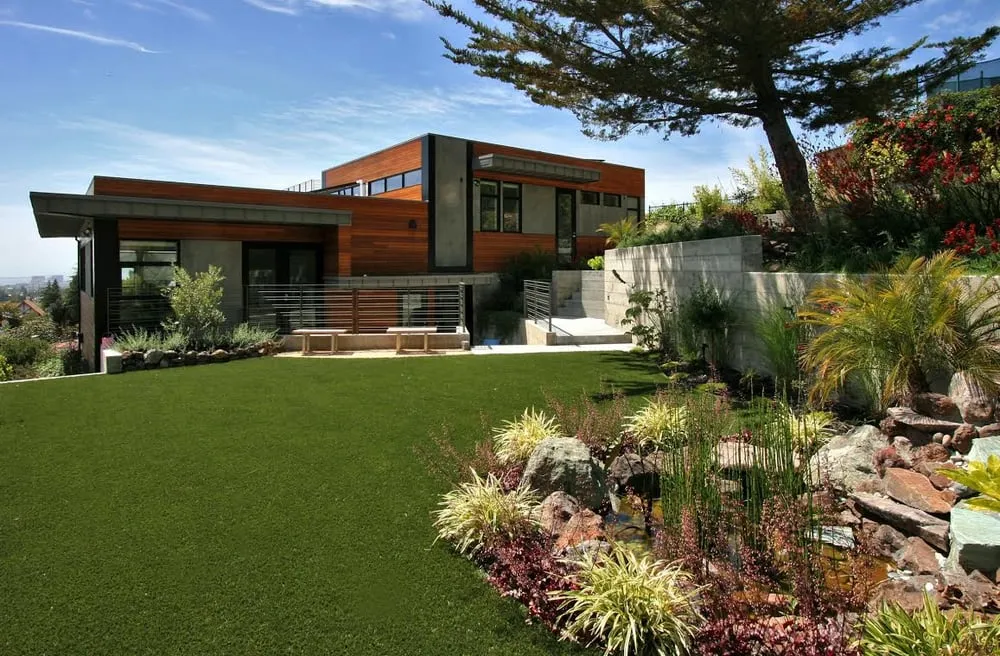 Expert yard maintenance for beautiful yards across Benicia, CA - Home & Garden Construction Group