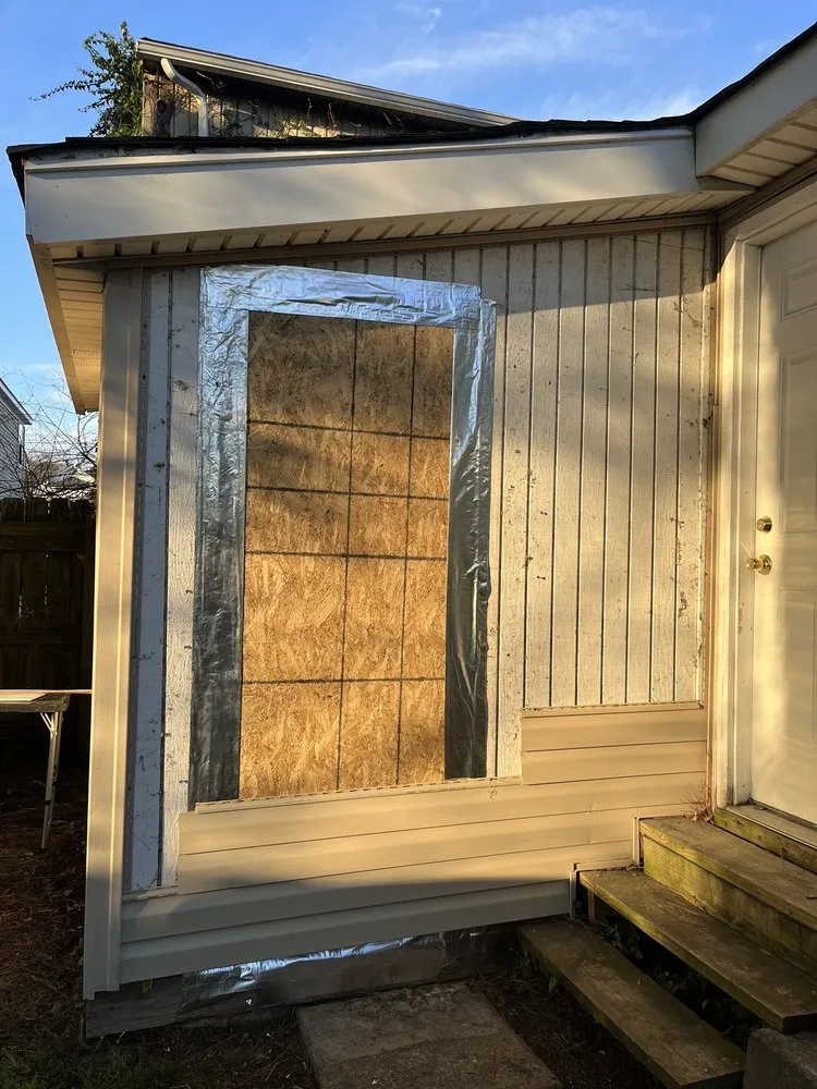 Custom yard maintenance experts serving Virginia Beach, VA - Home & Land Repairs