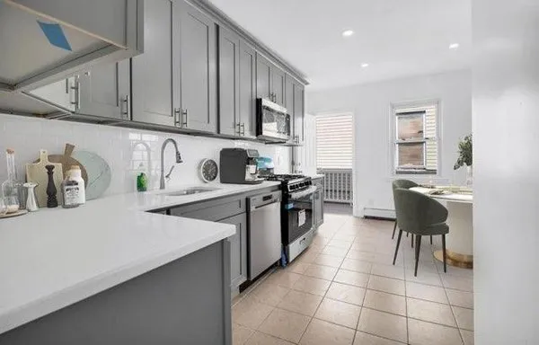 Home Aid Contractors Logo