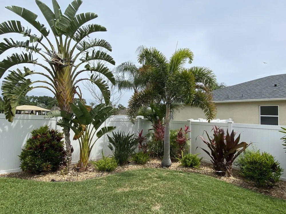 Professional residential landscaping in Miami, FL - Home and Gardens Doctor